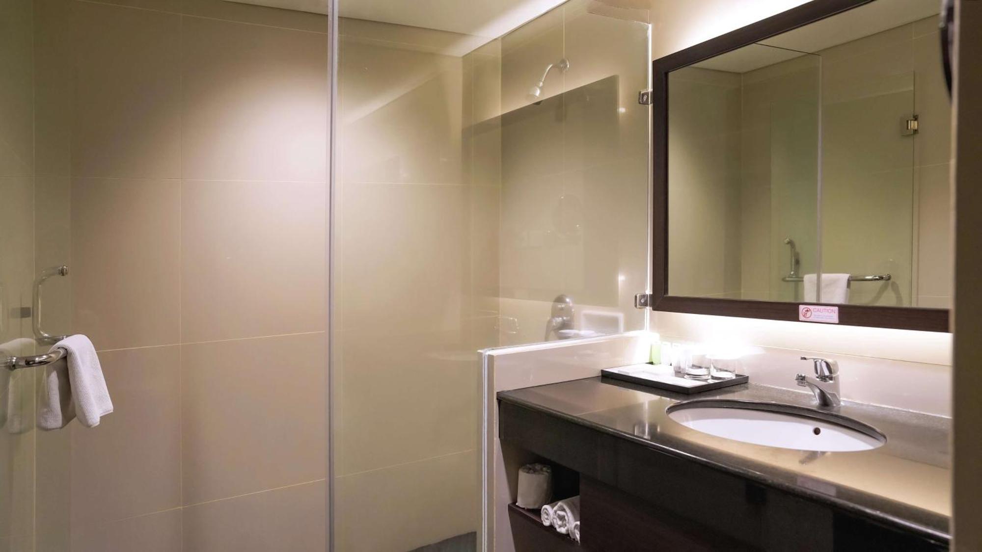 Best Western Premier La Grande Bandung Exterior photo
